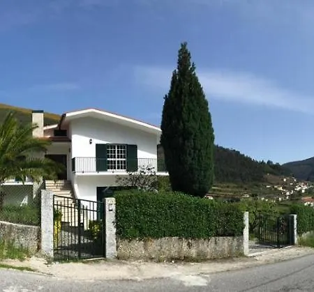 Casa Largo Da Igreja Casa vacanze *